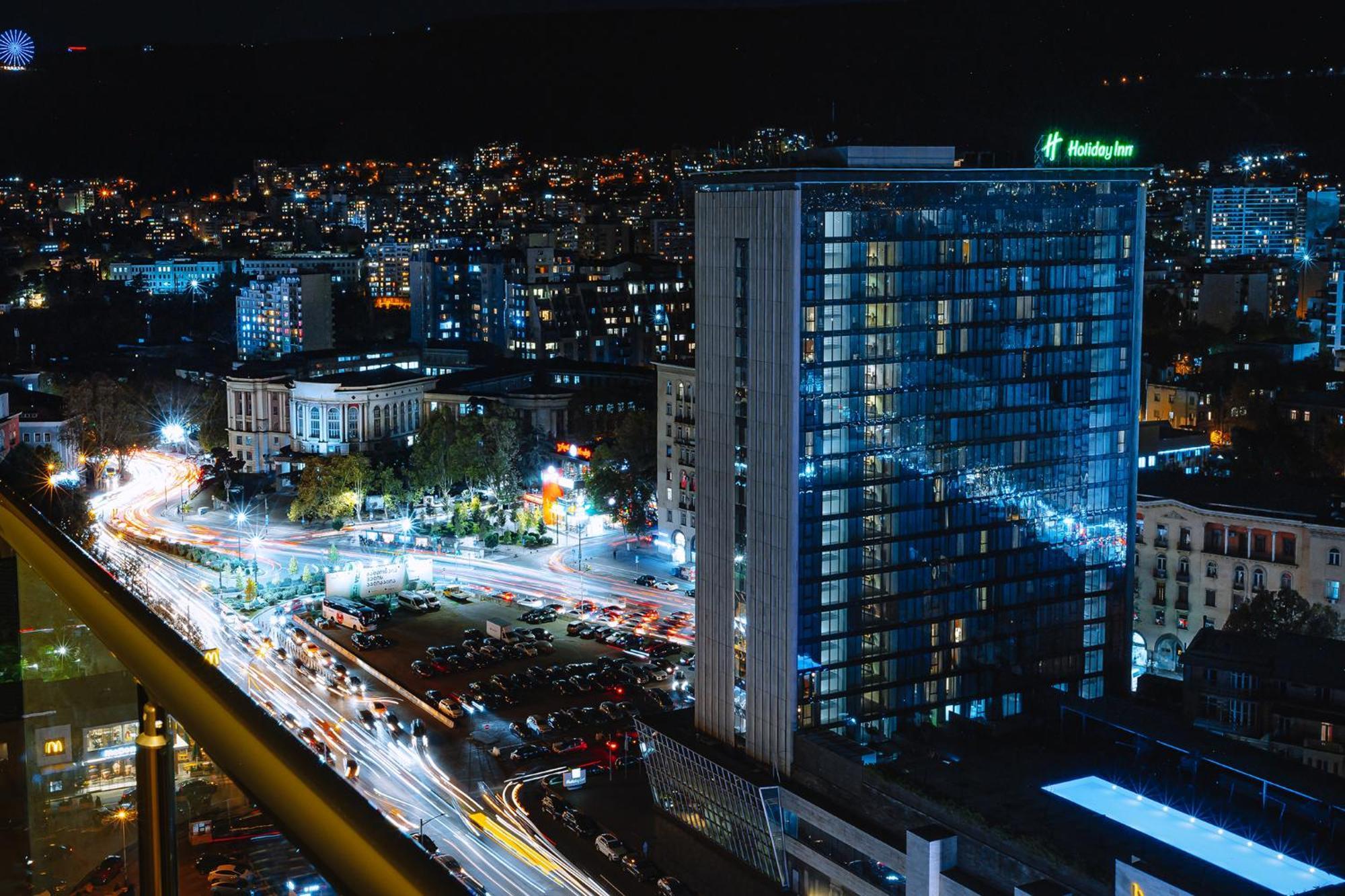 Hotel Sky Station Tbilisi Exteriör bild